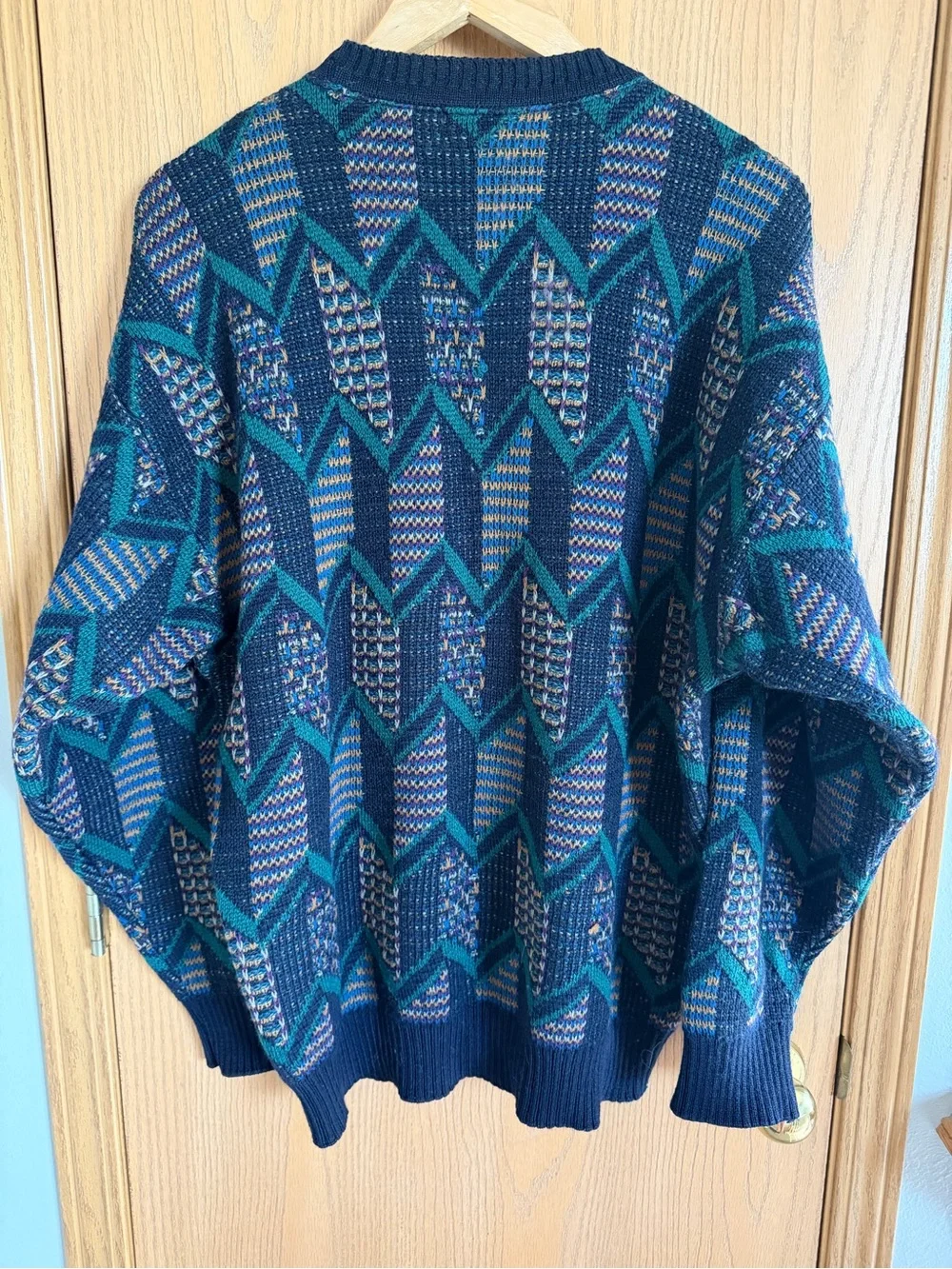 Vintage Pendleton 100% Virgin Wool Navy Geometric Crewneck Sweater Men’s Size XL